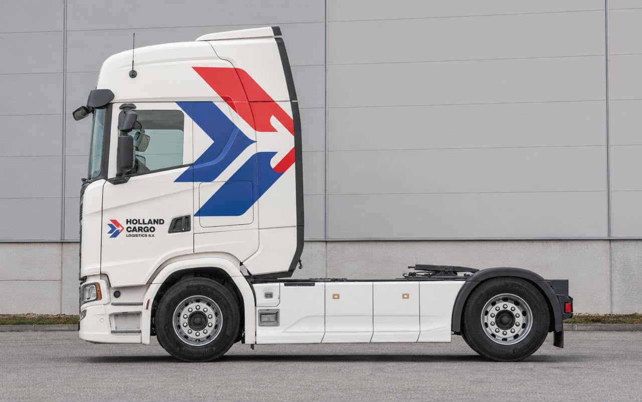 Scania vrachtwagen van Holland Cargo Logistics
